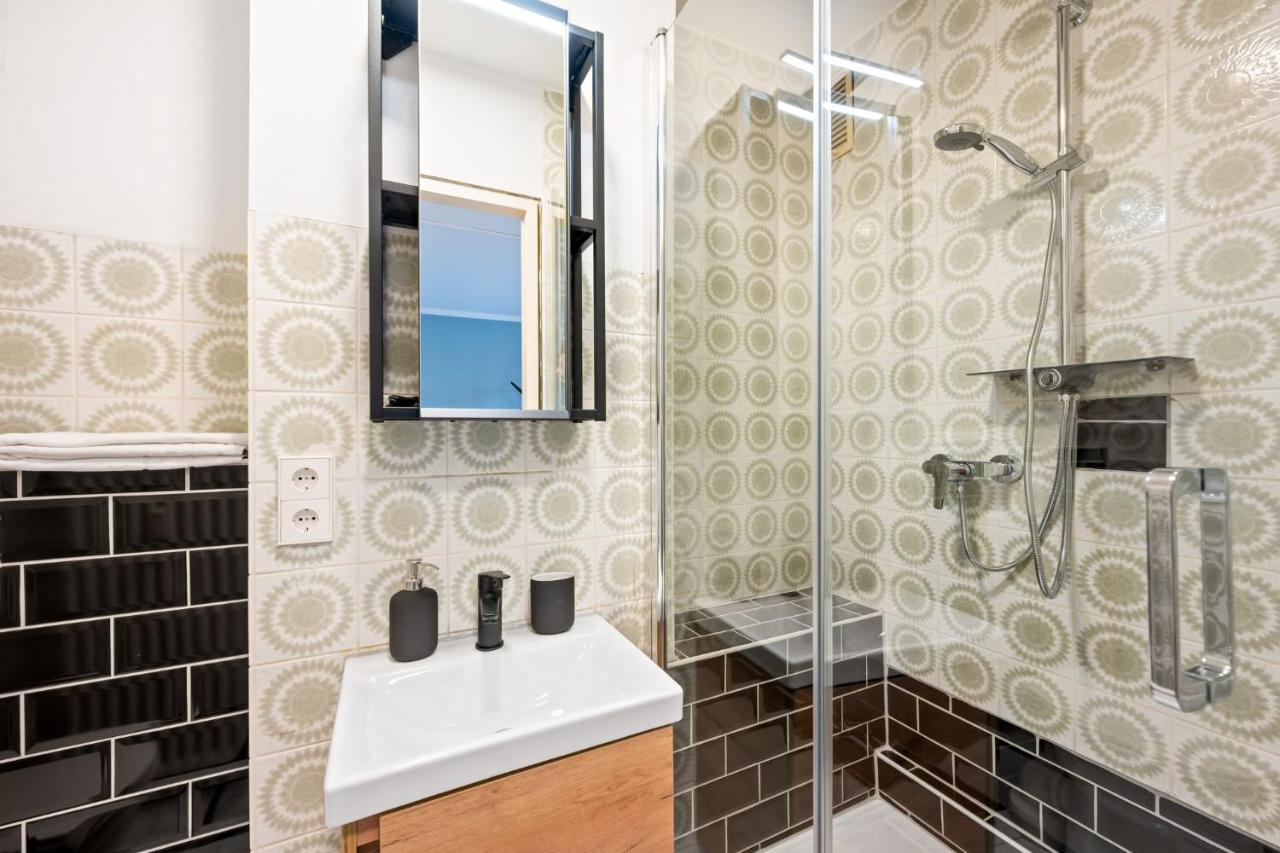 Sali Homes - Fewo Bluehendes Barock Ludwigsburg Esterno foto