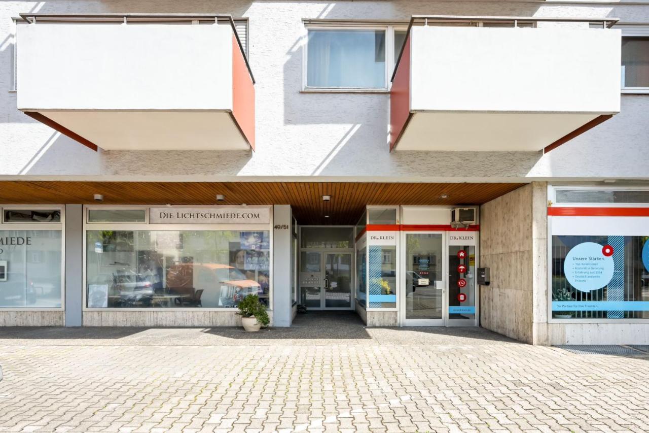 Sali Homes - Fewo Bluehendes Barock Ludwigsburg Esterno foto