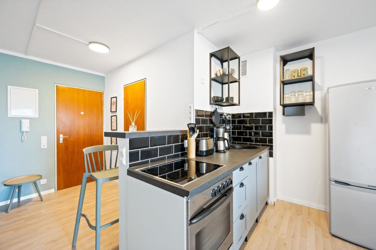 Sali Homes - Fewo Bluehendes Barock Ludwigsburg Esterno foto